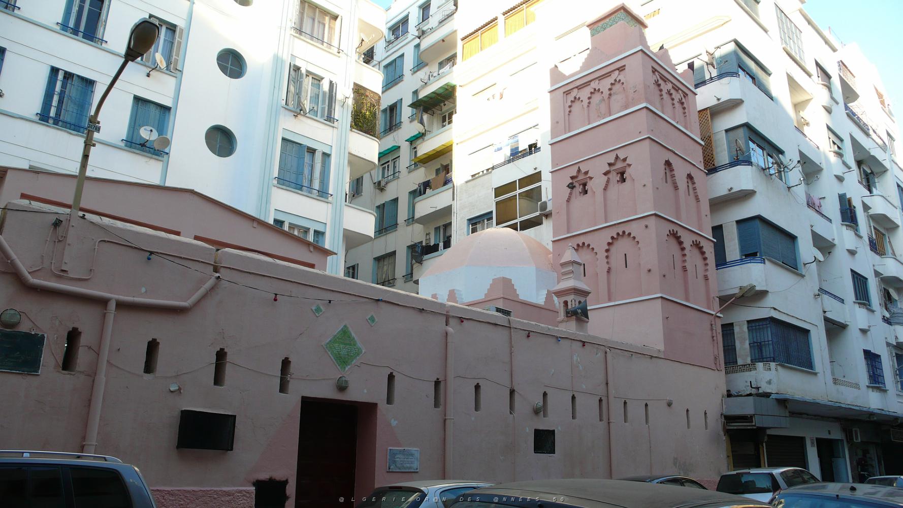 ORAN MARS 2012 42 Vieille Mosquee , angle Bd Laurent Fouque et rue Besancon . Pres du Front de mer.JPG